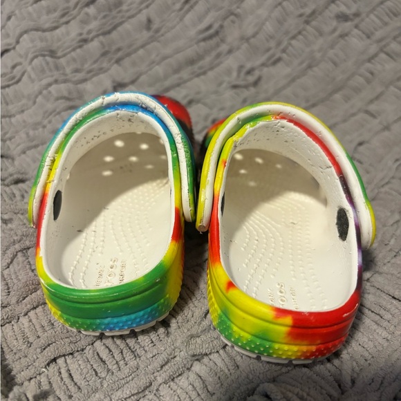 Colorful Toddler Crocs - Picture 5 of 5